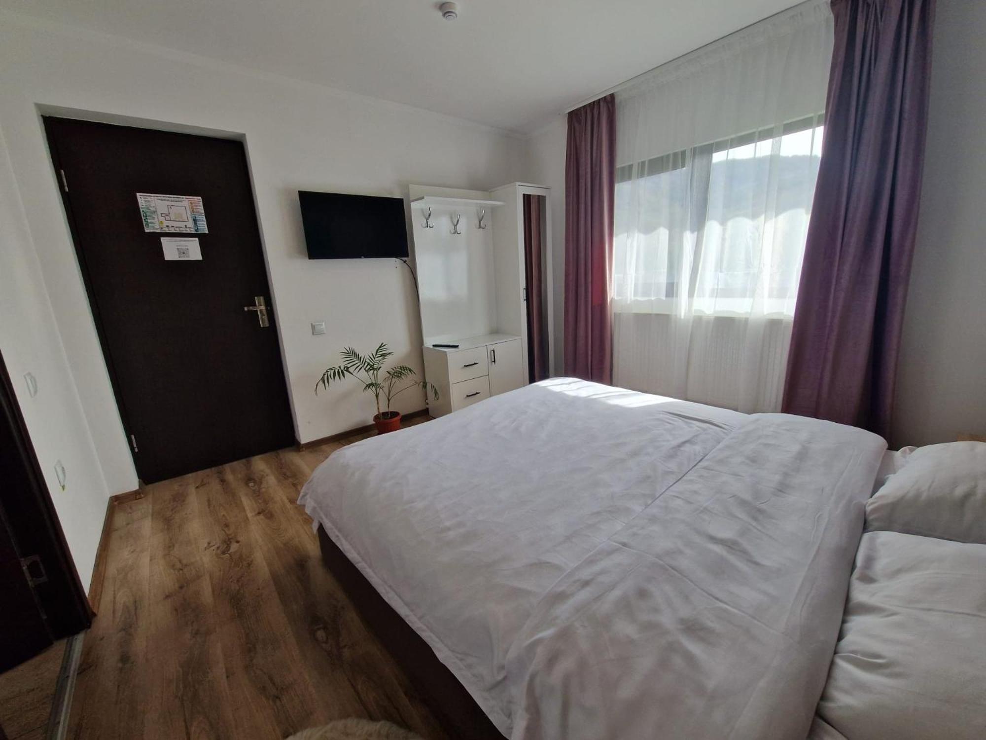 Vila Karina Teşila Exteriér fotografie