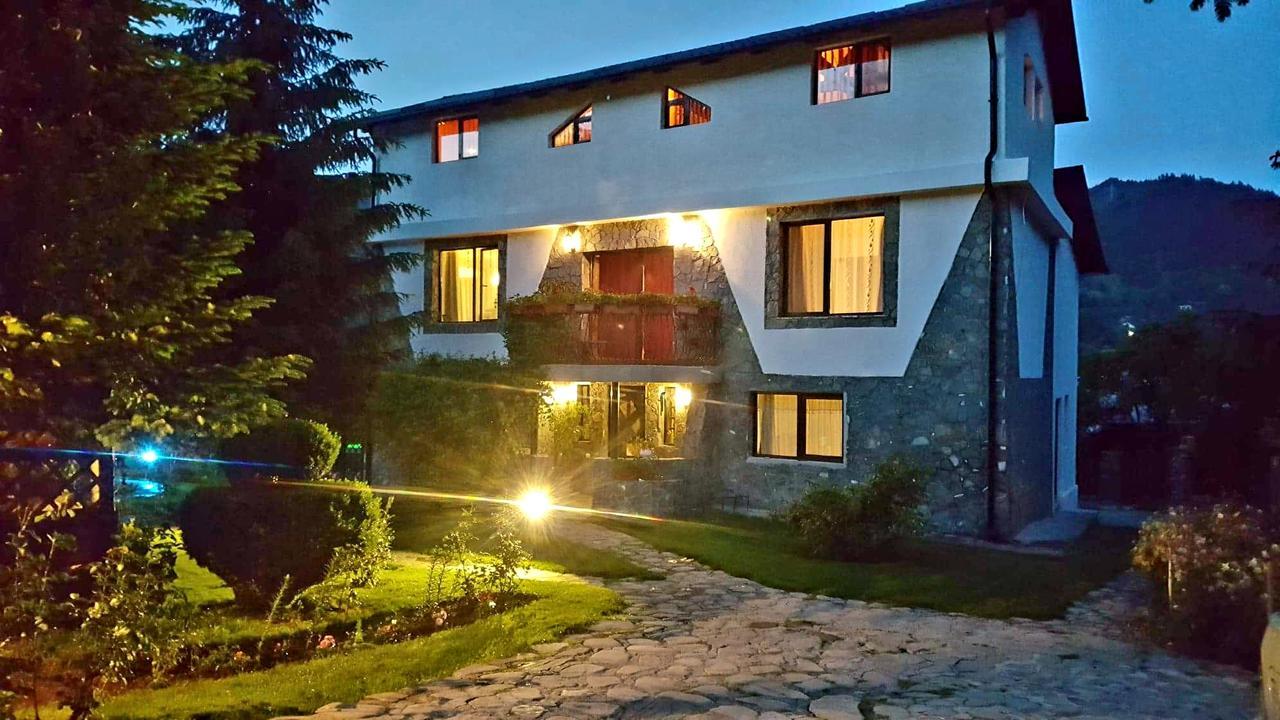 Vila Karina Teşila Exteriér fotografie